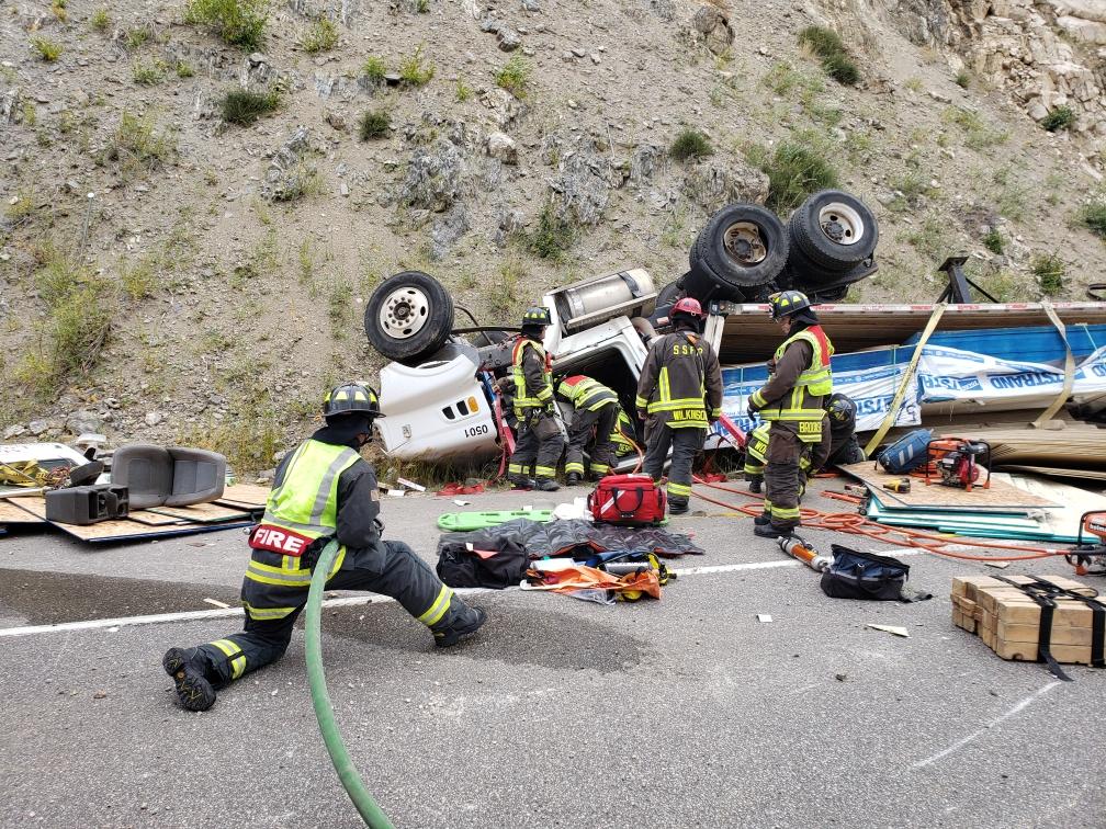 2019.09.17 Semi Rollover 1