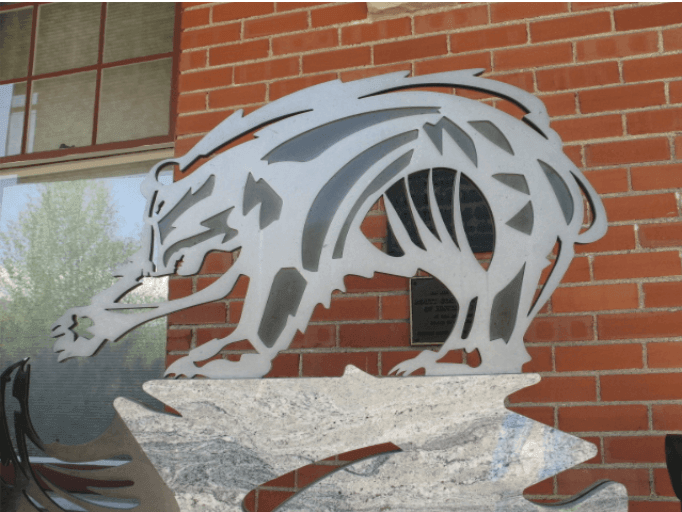 Bear sculpture